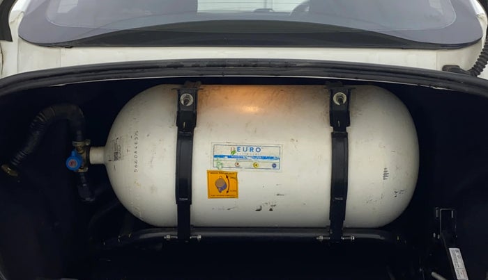 2023 Tata TIGOR XZ PLUS CNG, CNG, Manual, 87,506 km, Boot Inside