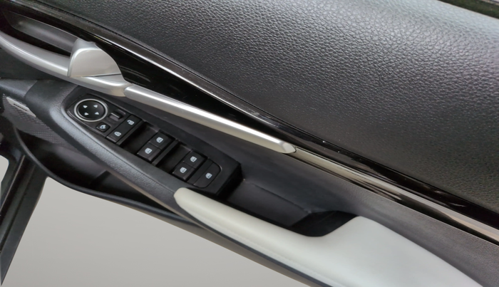 2024 KIA SELTOS  GTX Plus 1.5 Turbo Petrol DCT, Petrol, Automatic, 5,763 km, Driver Side Door Panels Control