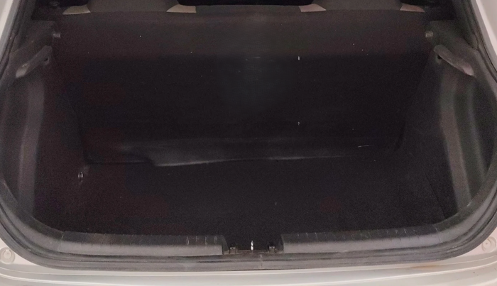 2018 Hyundai Elite i20 ASTA 1.2, Petrol, Manual, 1,23,416 km, Boot Inside