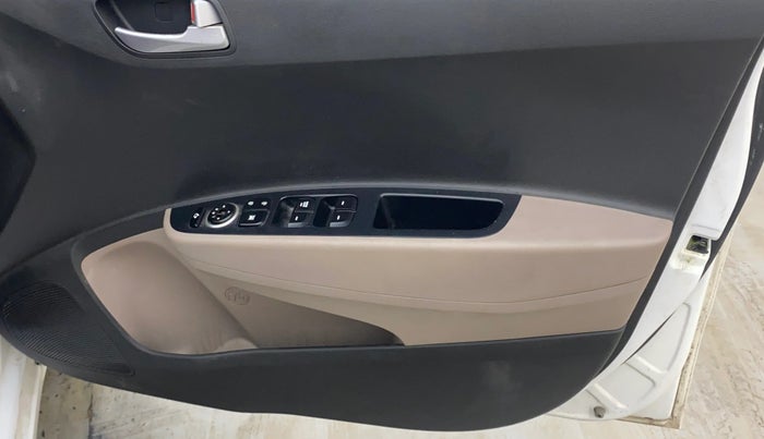 2019 Hyundai Grand i10 SPORTZ 1.2 KAPPA VTVT, Petrol, Manual, 45,648 km, Driver Side Door Panels Control