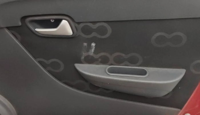 2013 Maruti Alto 800 LXI, Petrol, Manual, 50,143 km, Driver Side Door Panels Control