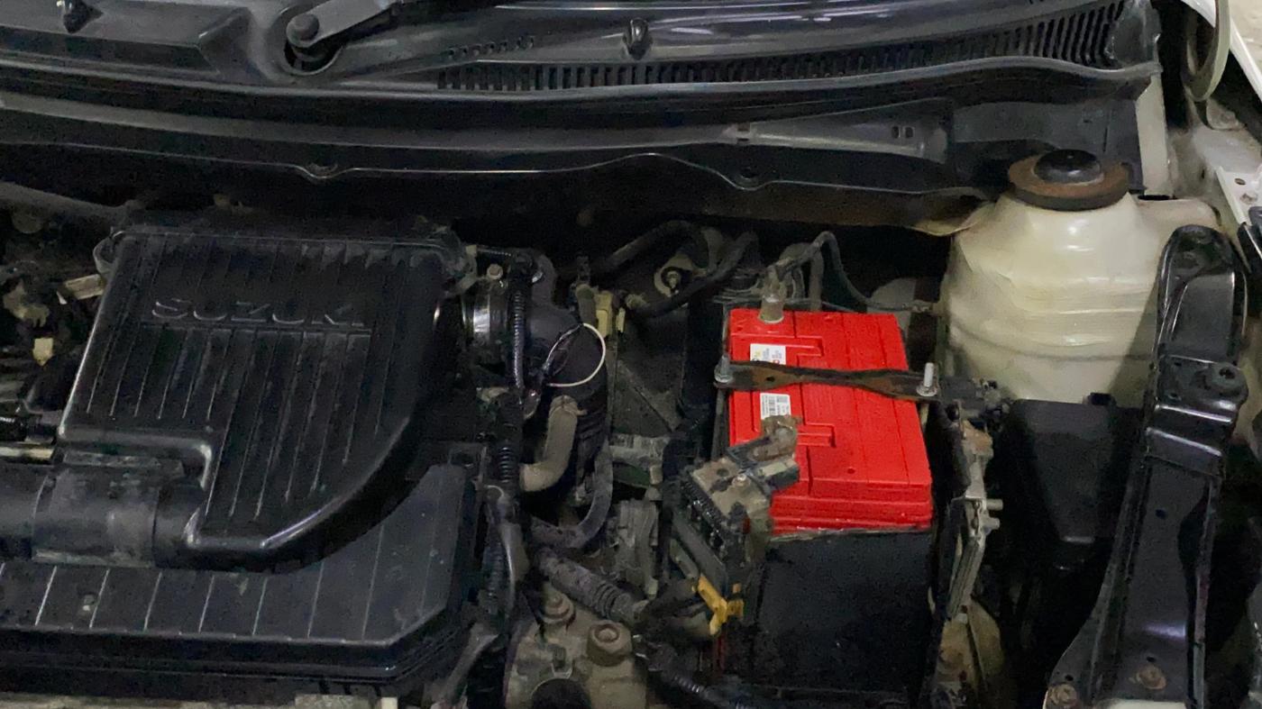 2014 Maruti Swift Dzire VXI, Petrol, Manual, 89,040 km, Engine View - Left