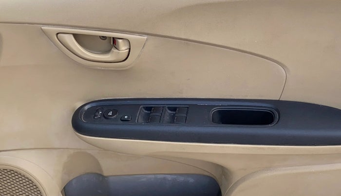 2017 Honda Brio S MT, Petrol, Manual, 98,398 km, Driver Side Door Panels Control