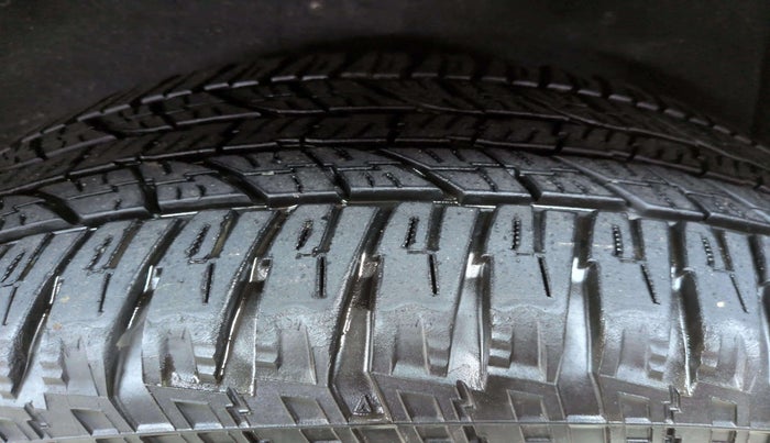 2024 Mahindra SCORPIO-N Z6 DIESEL MT 2WD 7 STR, Diesel, Manual, 14,199 km, Left Rear Tyre Tread