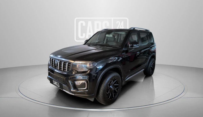 2024 Mahindra SCORPIO-N Z6 DIESEL MT 2WD 7 STR, Diesel, Manual, 14,199 km, Left Front Diagonal