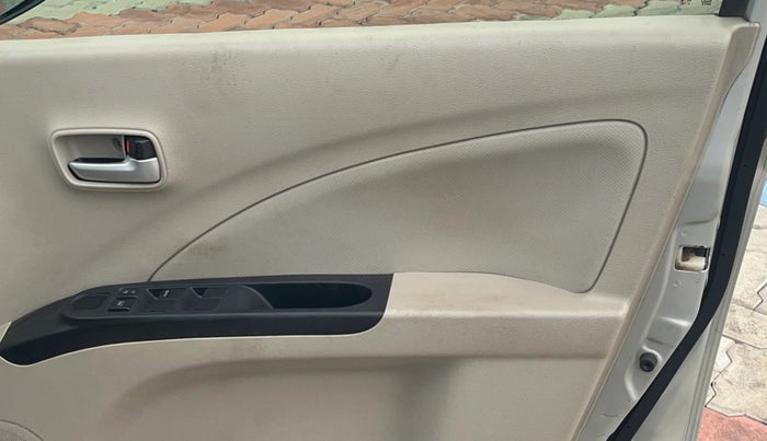 2018 Maruti Celerio VXI, Petrol, Manual, 79,592 km, Driver Side Door Panels Control