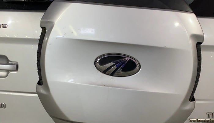 2017 Mahindra TUV300 T6, Diesel, Manual, 20,374 km, Spare Tyre