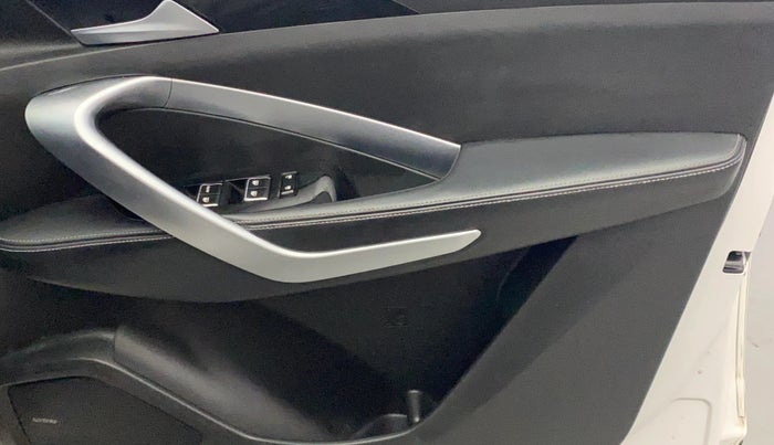 2021 MG HECTOR SHARP 2.0 DIESEL DUAL TONE, Diesel, Manual, 90,805 km, Driver Side Door Panels Control