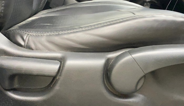 2018 Honda WR-V 1.5L I-DTEC VX MT, Diesel, Manual, 76,894 km, Driver Side Adjustment Panel