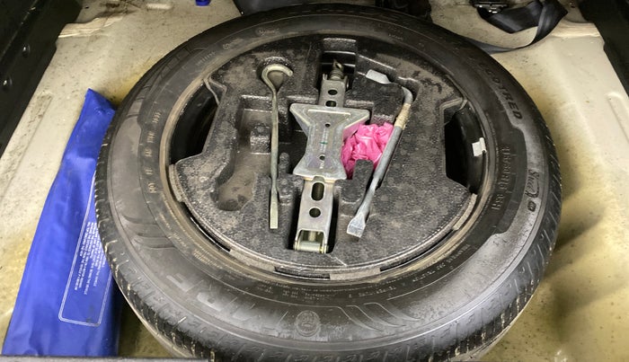 2020 Maruti Vitara Brezza VXI AT SHVS, Petrol, Automatic, 68,312 km, Spare Tyre