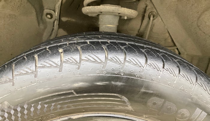 2020 Maruti Vitara Brezza VXI AT SHVS, Petrol, Automatic, 68,312 km, Right Front Tyre Tread