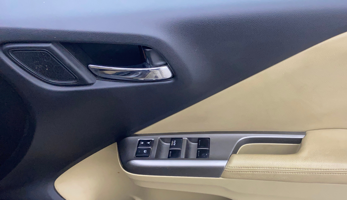 2016 Honda City 1.5L I-VTEC VX, Petrol, Manual, 88,426 km, Driver Side Door Panels Control