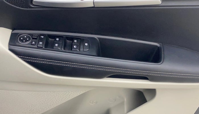 2023 KIA SONET HTX 1.5 AT, Diesel, Automatic, 13,804 km, Driver Side Door Panels Control