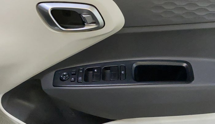 2021 Hyundai GRAND I10 NIOS SPORTZ 1.2 KAPPA VTVT, Petrol, Manual, 13,838 km, Driver Side Door Panels Control