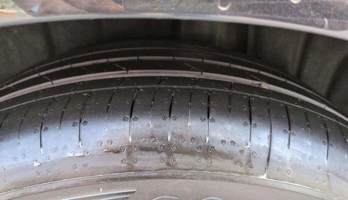 2023 Audi Q3 40 TFSI S line, Petrol, Automatic, 28,743 km, Left Rear Tyre Tread