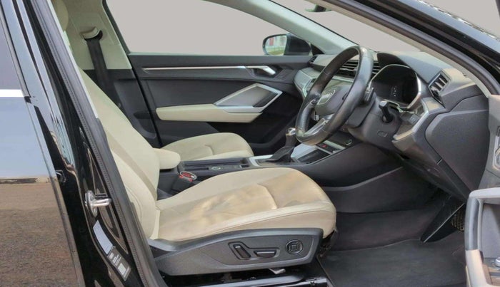 2023 Audi Q3 40 TFSI S line, Petrol, Automatic, 28,743 km, Right Side Front Door Cabin