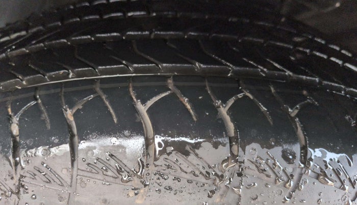 2020 KIA SELTOS HTX IVT 1.5 PETROL, Petrol, Automatic, 47,476 km, Right Front Tyre Tread