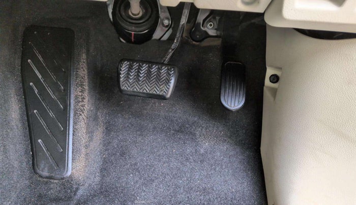 2023 Toyota Fortuner 4X2 AT 2.8 LEGENDER, Diesel, Automatic, 56,624 km, Pedals