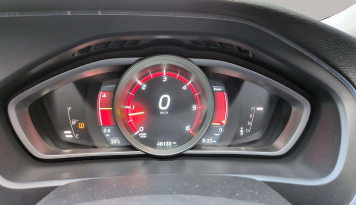 2015 Volvo V 40 D3 KINETIC, Diesel, Automatic, 48,134 km, Odometer Image