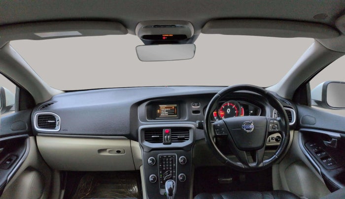 2015 Volvo V 40 D3 KINETIC, Diesel, Automatic, 48,134 km, Dashboard