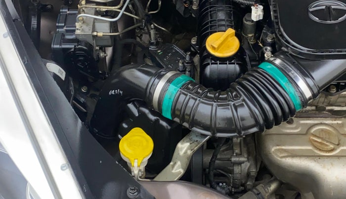 2017 Tata Tiago XZ PETROL, Petrol, Manual, 93,785 km, Engine View - Right