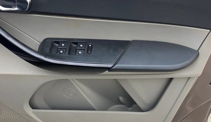 2017 Tata Tiago XZ PETROL, Petrol, Manual, 93,785 km, Driver Side Door Panels Control