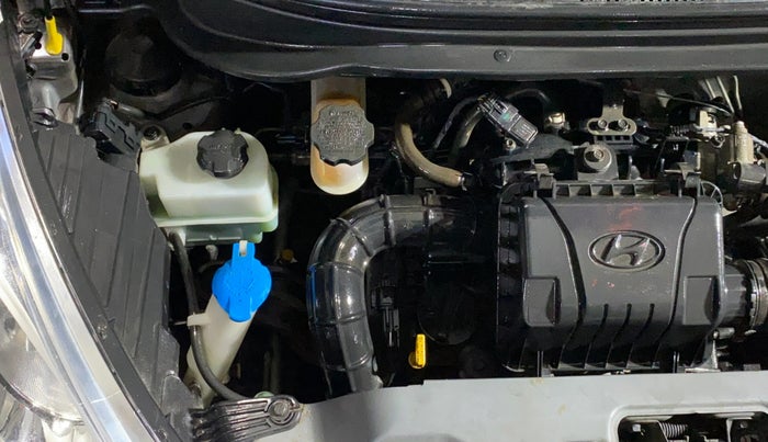 2017 Hyundai Eon MAGNA +, Petrol, Manual, 16,511 km, Engine View - Right