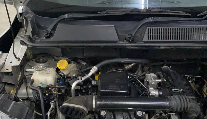 2024 Renault TRIBER RXL MT, Petrol, Manual, 17,563 km, Engine View - Right