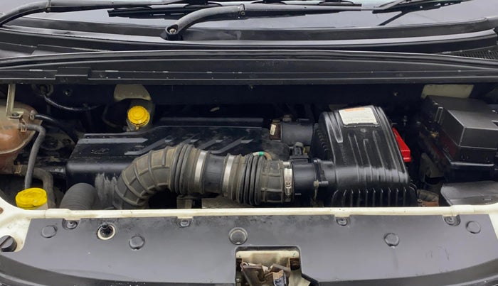 2018 Mahindra MARAZZO M8 7 STR, Diesel, Manual, 1,31,769 km, Engine View