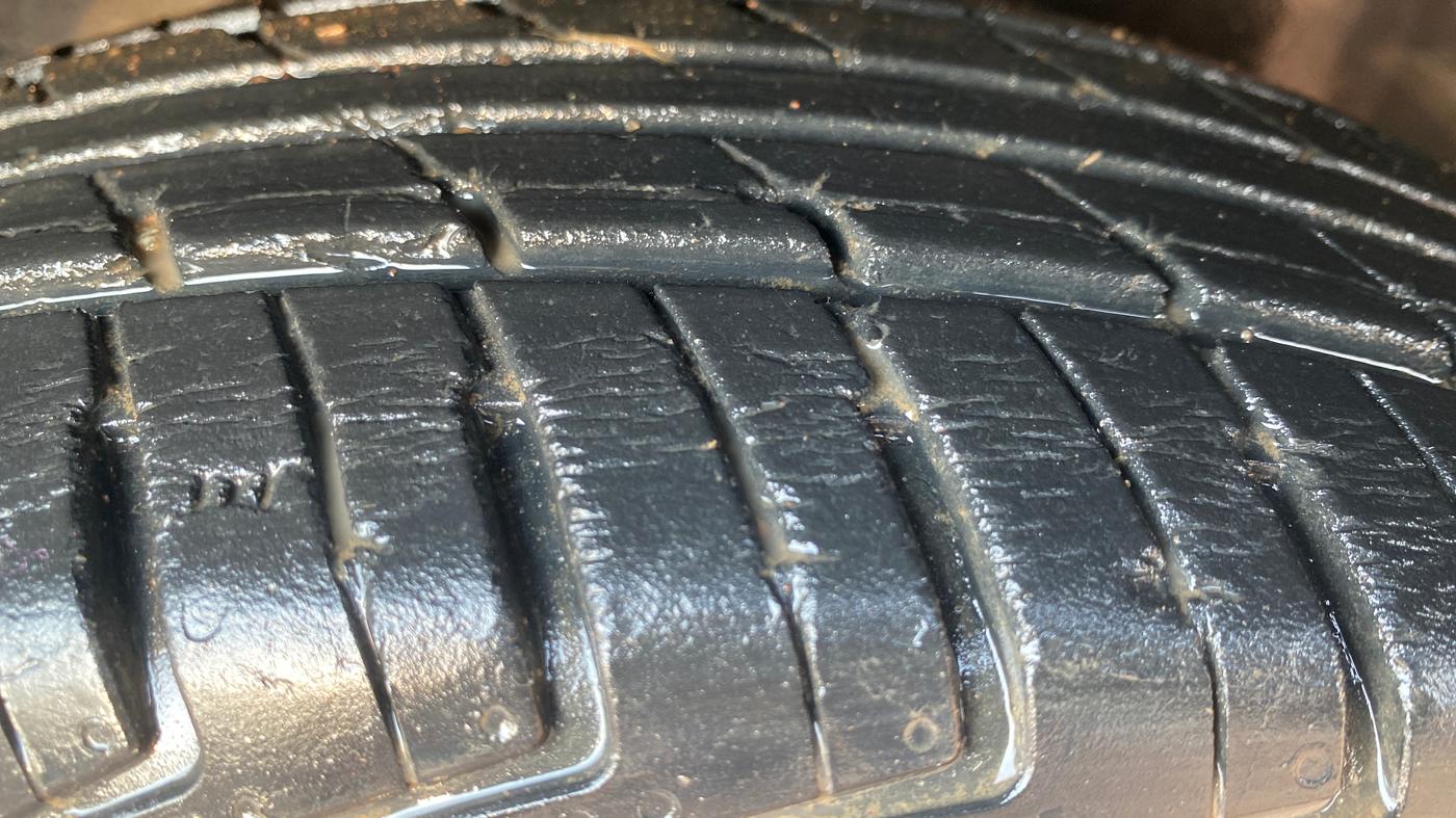 2017 Renault Kwid RXT 1.0 AMT, Petrol, Automatic, 36,668 km, Right Front Tyre Tread