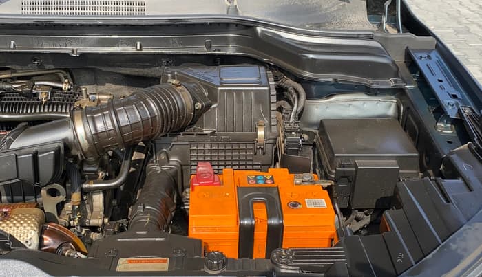 2021 Mahindra XUV300 W8 1.2 PETROL, Petrol, Manual, 58,969 km, Engine View - Left