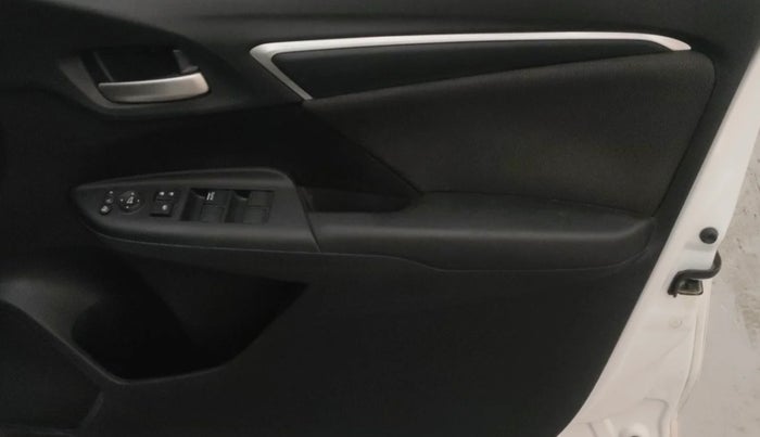 2022 Honda WR-V 1.2L I-VTEC VX MT, Petrol, Manual, 8,519 km, Driver Side Door Panels Control