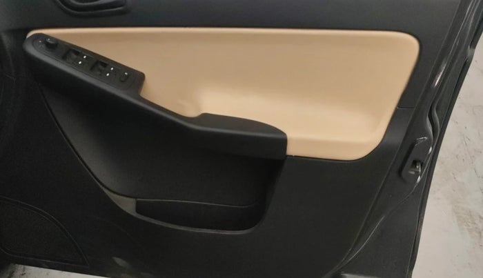 2015 Tata Zest XMS PETROL, Petrol, Manual, 38,215 km, Driver Side Door Panels Control