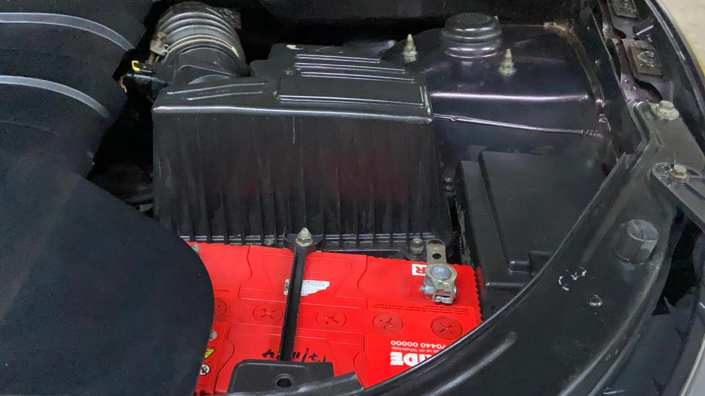 2014 Mahindra XUV500 W8, Diesel, Manual, 85,083 km, Engine View - Left