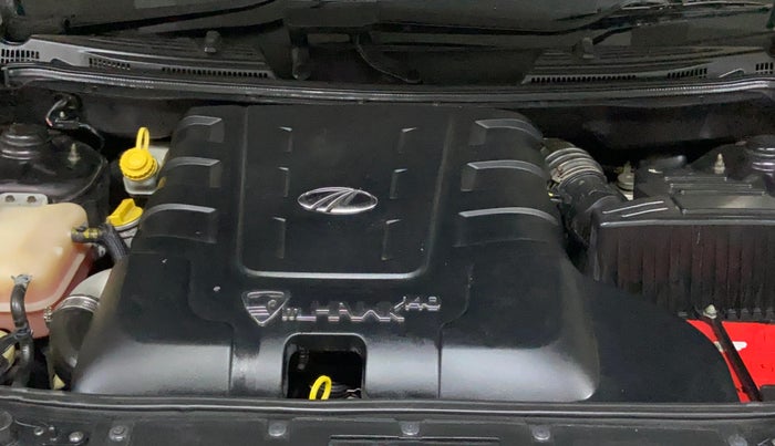 2014 Mahindra XUV500 W8, Diesel, Manual, 85,083 km, Engine View