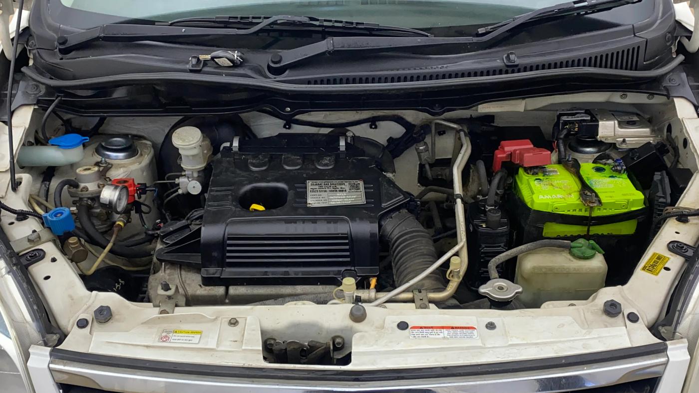 2018 Maruti Wagon R 1.0 VXI AMT, CNG, Automatic, 91,511 km, Engine View