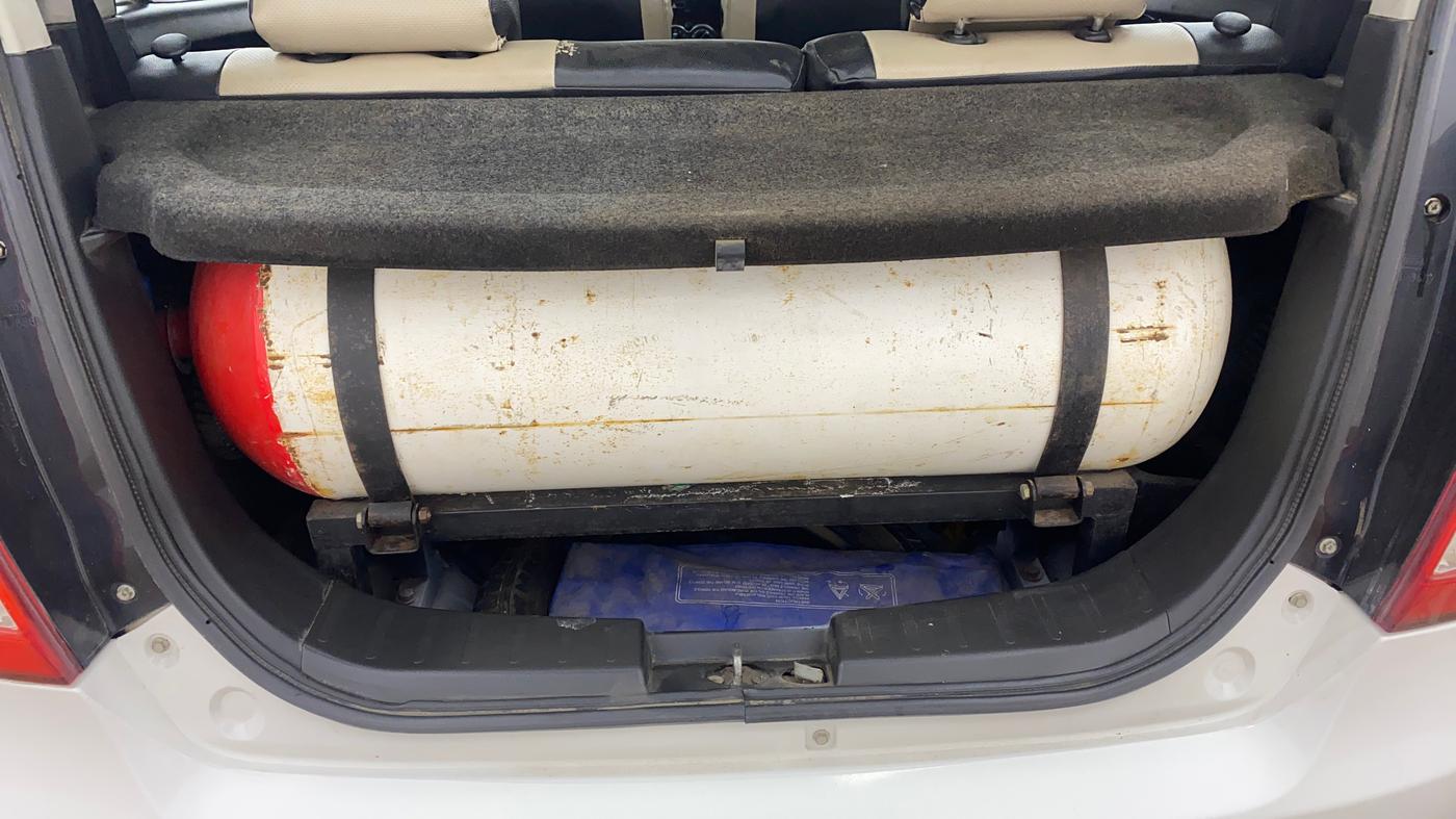 2018 Maruti Wagon R 1.0 VXI AMT, CNG, Automatic, 91,511 km, Boot Inside
