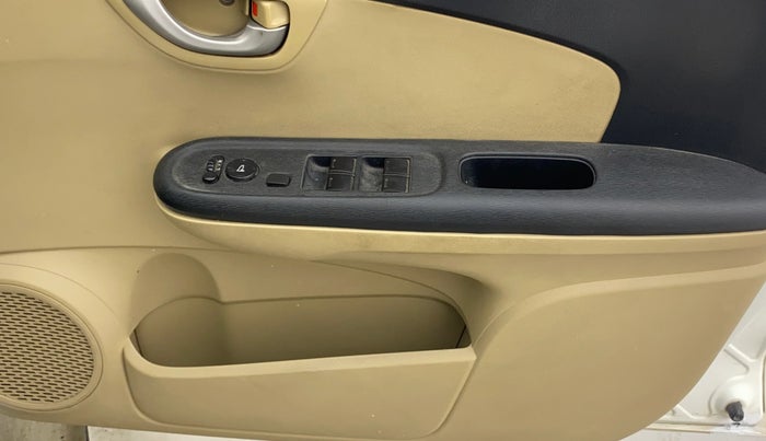 2015 Honda Amaze 1.2L I-VTEC VX, Petrol, Manual, 81,136 km, Driver Side Door Panels Control