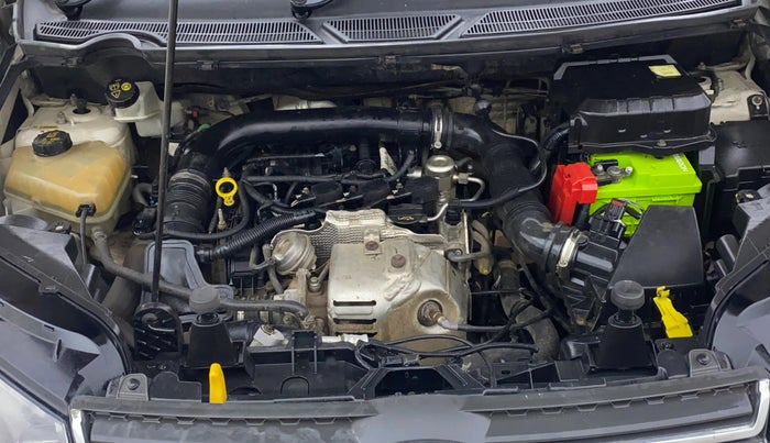 2017 Ford Ecosport TREND+ 1.0L ECOBOOST, Petrol, Manual, 1,05,061 km, Engine View