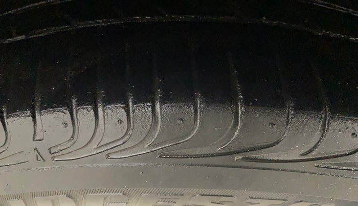 2023 Hyundai GRAND I10 NIOS SPORTZ 1.2 KAPPA VTVT, Petrol, Manual, 1,49,383 km, Right Front Tyre Tread