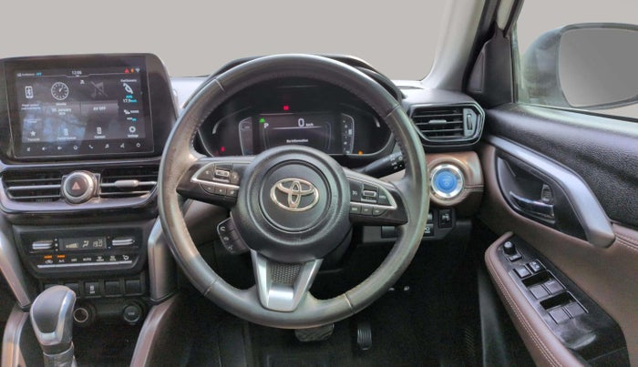 2023 Toyota URBAN CRUISER HYRYDER V HYBRID, Hybrid, Automatic, 60,430 km, Steering Wheel Close Up