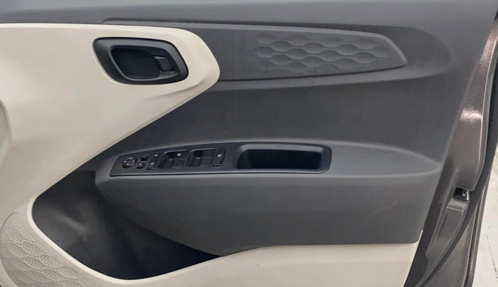 2020 Hyundai AURA S 1.2 AMT, Petrol, Automatic, 41,247 km, Driver Side Door Panels Control