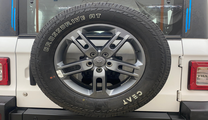 2023 Mahindra Thar LX PETROL HT 4WD AT, Petrol, Automatic, 27,242 km, Spare Tyre