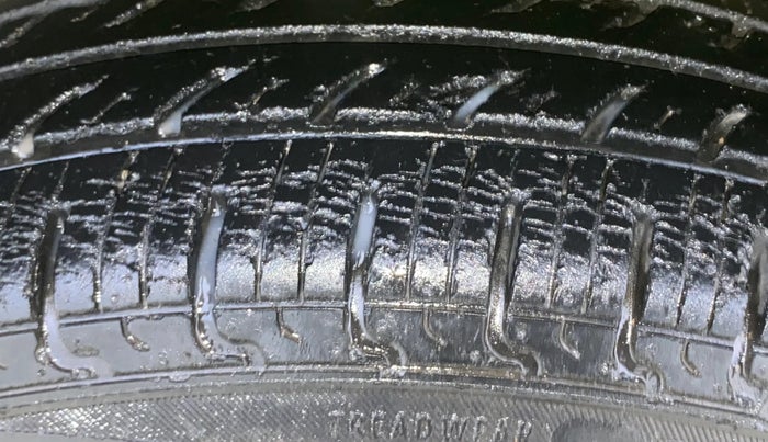 2018 Datsun Redi Go T(O) 1.0 AMT, Petrol, Automatic, 20,918 km, Right Rear Tyre Tread