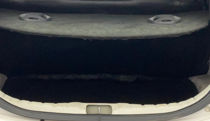 2018 Hyundai Eon ERA +, Petrol, Manual, 53,338 km, Boot Inside