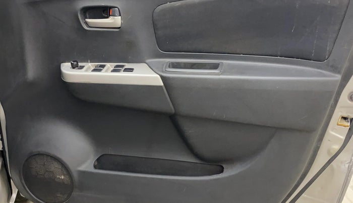 2012 Maruti Wagon R 1.0 VXI, Petrol, Manual, 99,902 km, Driver Side Door Panels Control