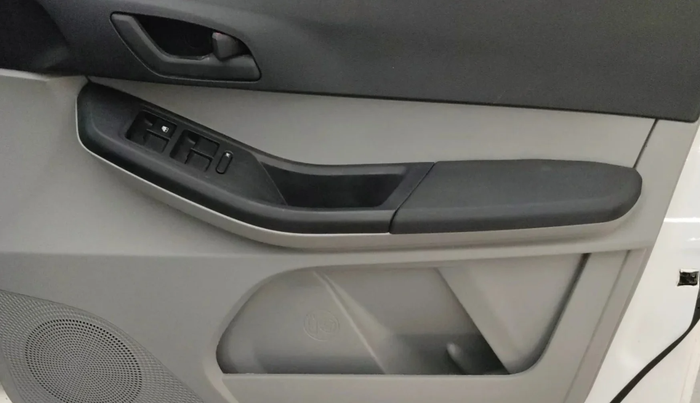 2022 Tata Tiago XTA PETROL, Petrol, Automatic, 12,179 km, Driver Side Door Panels Control