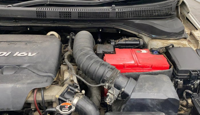 2019 Hyundai Verna 1.6 CRDI SX, Diesel, Manual, 67,455 km, Engine View - Left