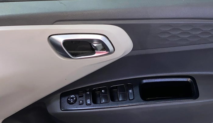 2022 Hyundai GRAND I10 NIOS ASTA 1.2 KAPPA VTVT, Petrol, Manual, 56,783 km, Driver Side Door Panels Control