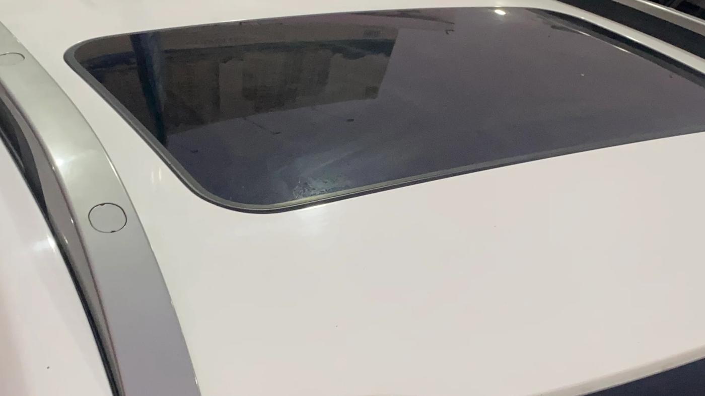 2022 KIA SONET HTX 1.0 IMT, Petrol, Manual, 23,334 km, Moonroof/ Sunroof
